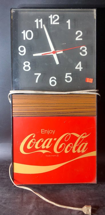Vintage Coca-Cola Electric Wall Clock with Illuminated Display
