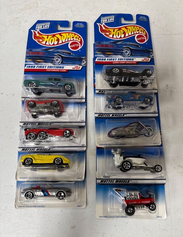 10 Hot Wheels 1996-1998 First Editions Series Diecast Cars in Packaging