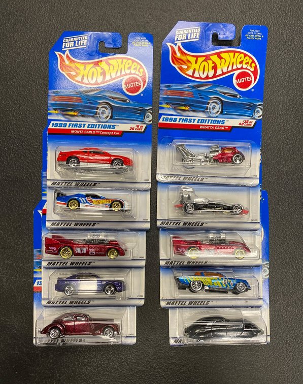 10 Hot Wheels 1998 First Editions Die-Cast Cars in Original Packaging