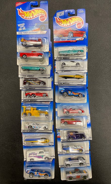 20 Hot Wheels 1998 First Edition Die-Cast Models
