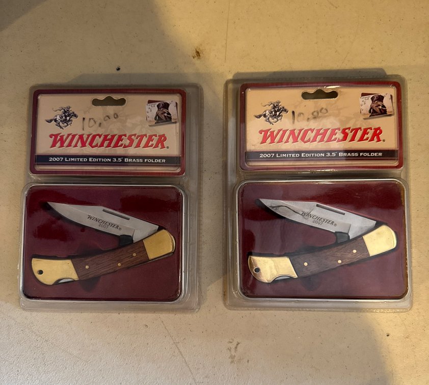 Winchester 2007 Limited Edition 3.5 in Brass Folding Knives (Set of 2)