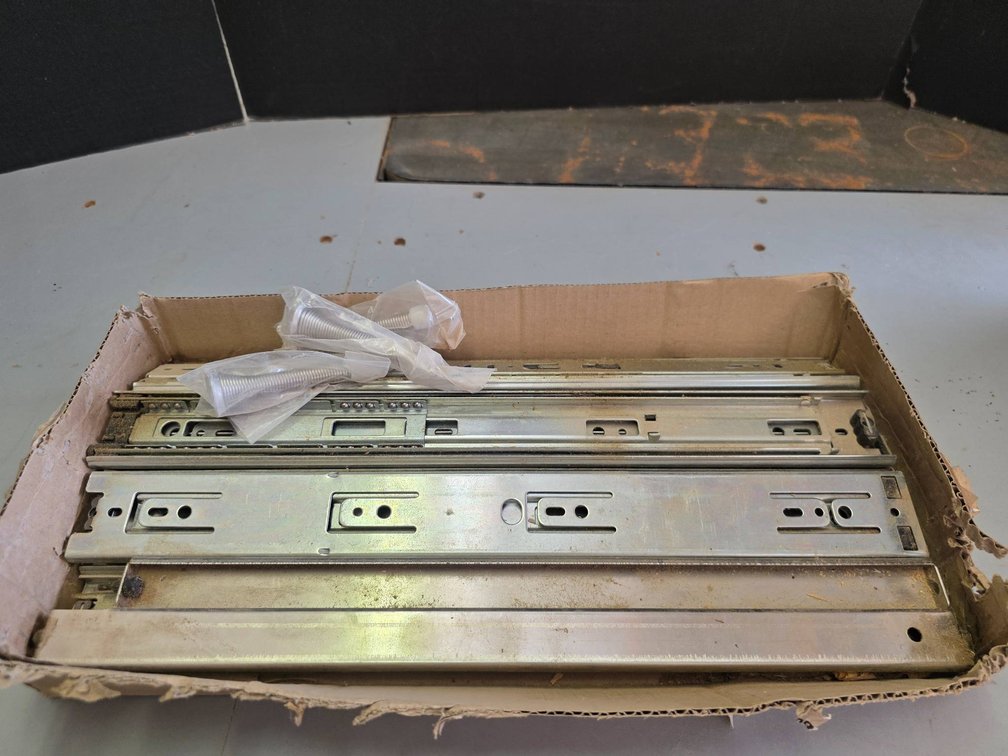 Metal Drawer Slides with Mounting Hardware