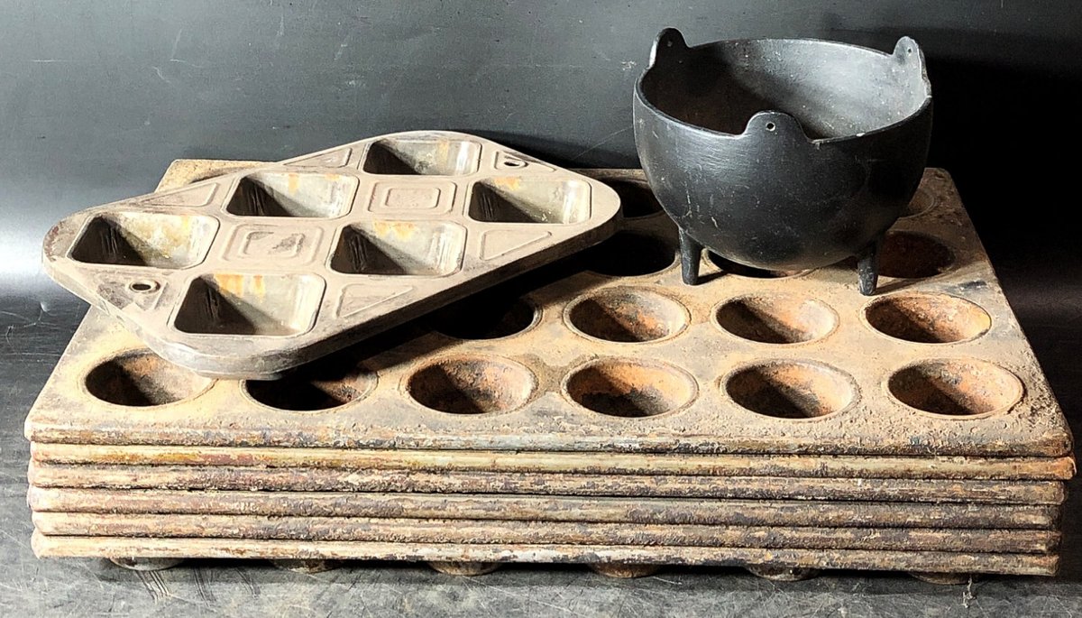 Cast Iron Baking Pans and Pot with Markings
