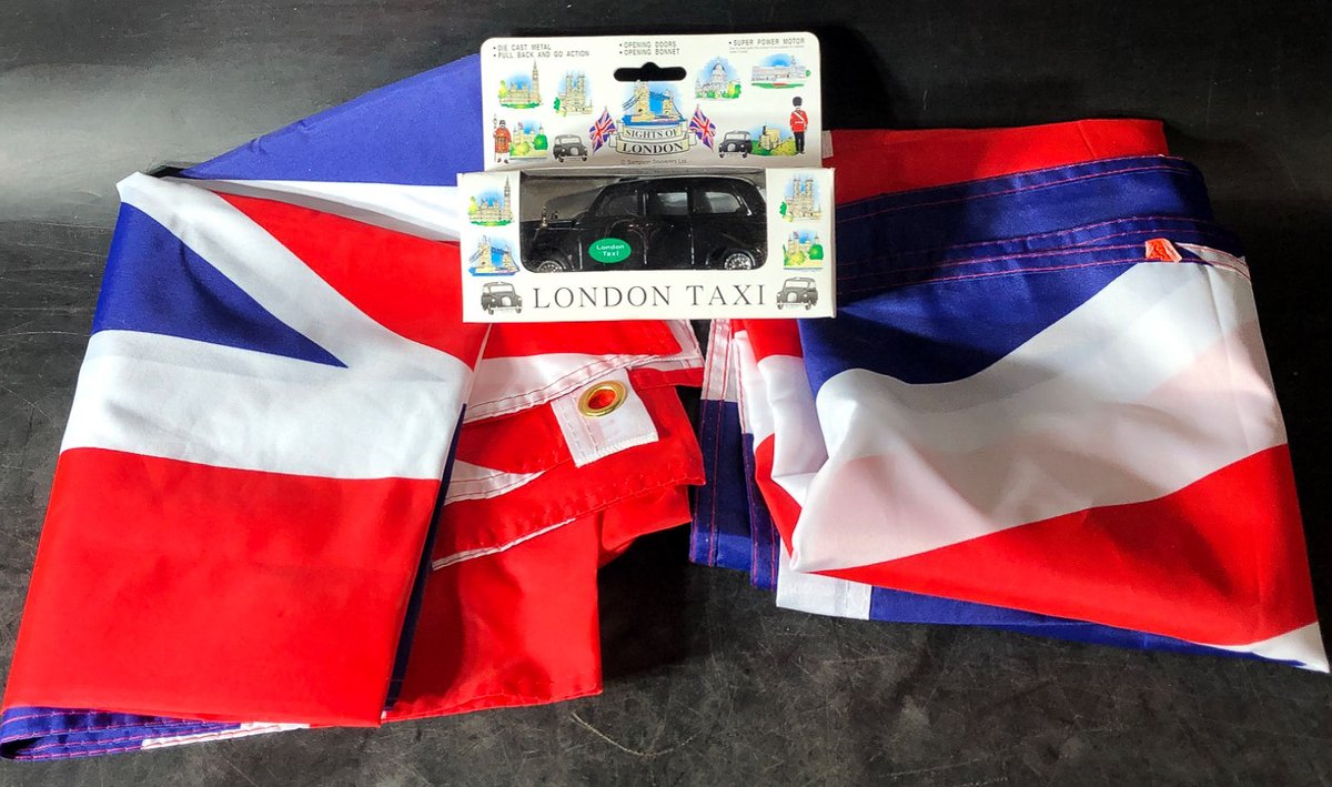 2 Union Jack 60 x 35 in Flags with Diecast London Taxi Model