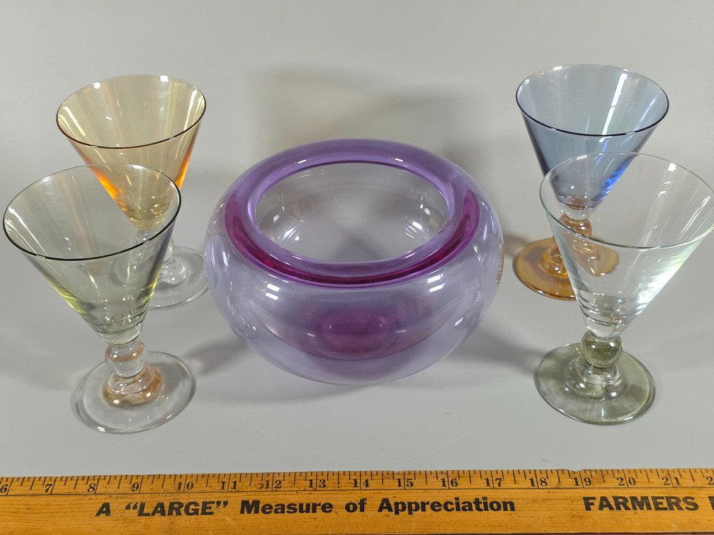 COLOR GLASS