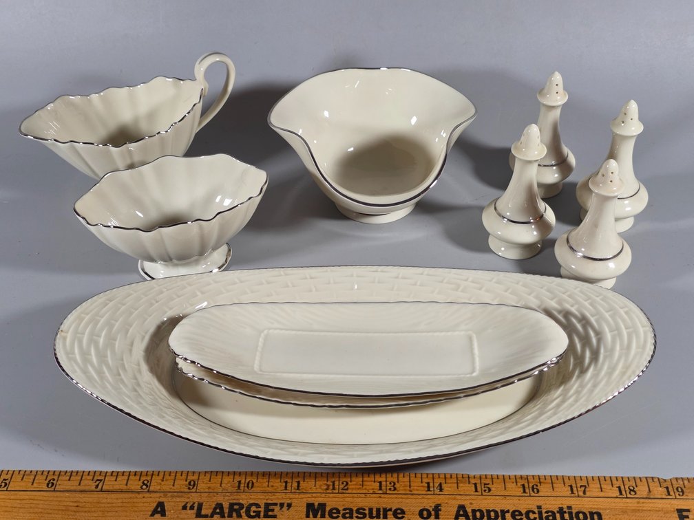 LENOX PORCELAIN