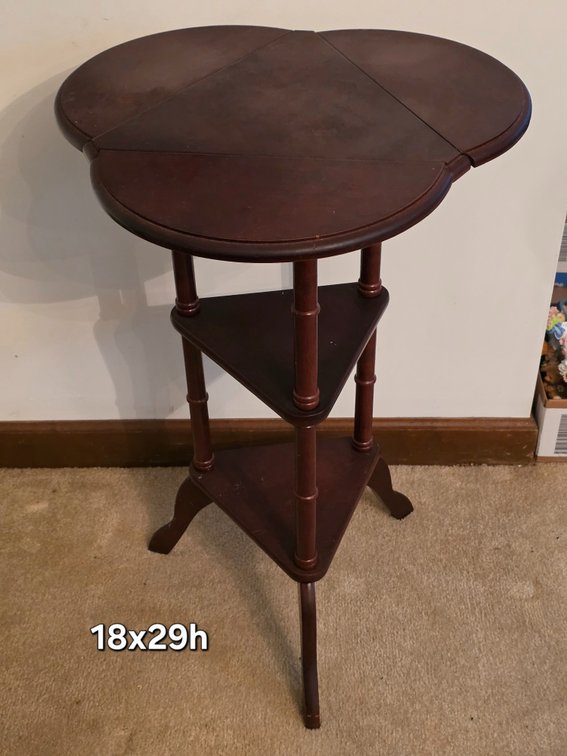 DROP LEAF ACCENT TABLE