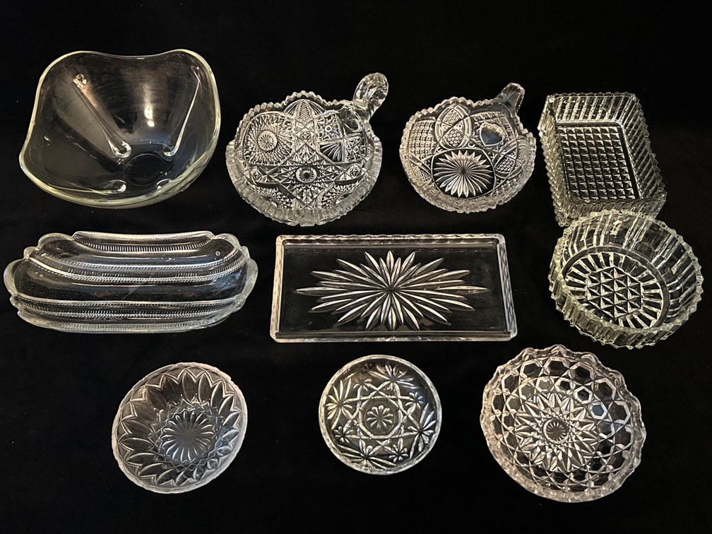 GLASS SERVING DISHES