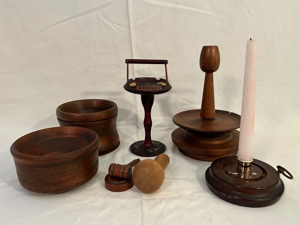 WOODEN DECOR
