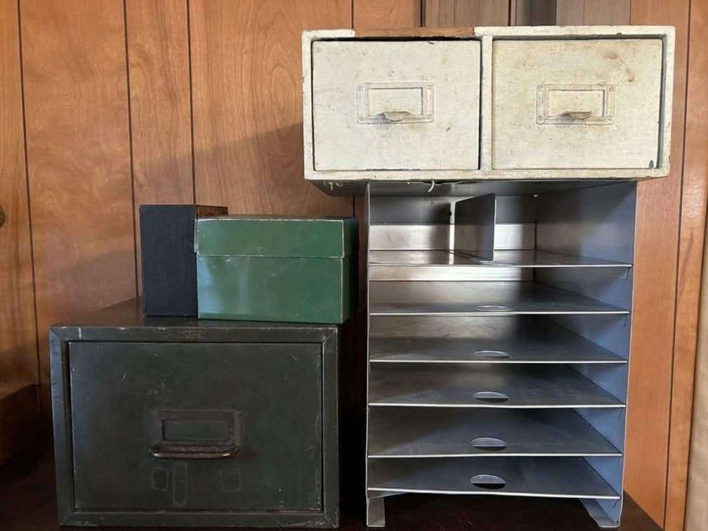 SMALL FILE ORGANIZERS