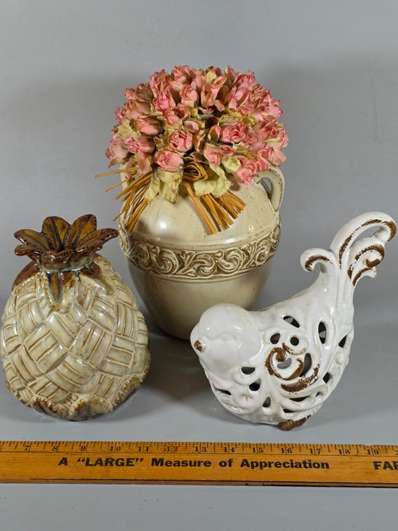 GARDEN THEMED DECOR
