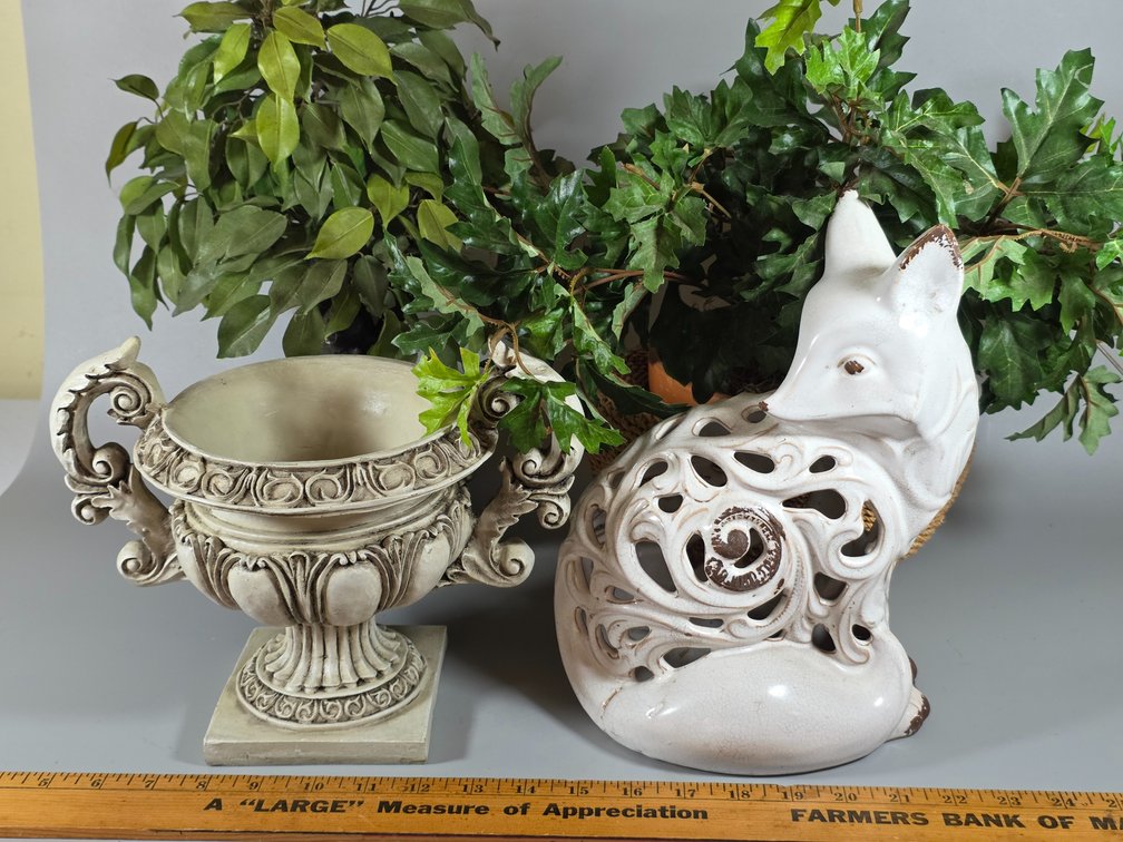 FAUX PLANTS, CERAMIC DECOR
