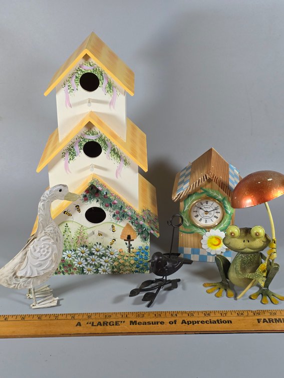 BIRDHOUSE, CLOCK