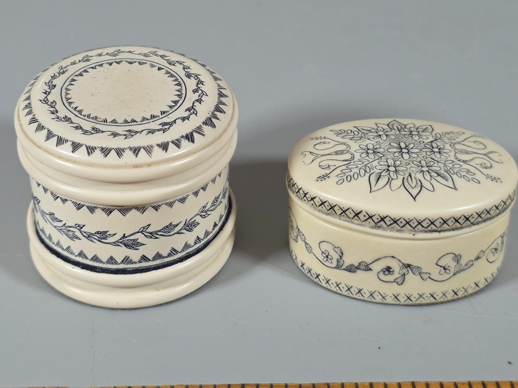 FAUX SCRIMSHAW TRINKET BOXES