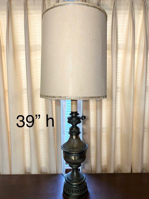 BRASS TABLE LAMP