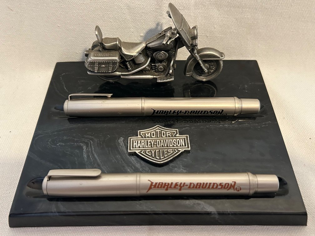 HARLEY-DAVIDSON 2-PEN DESK SET