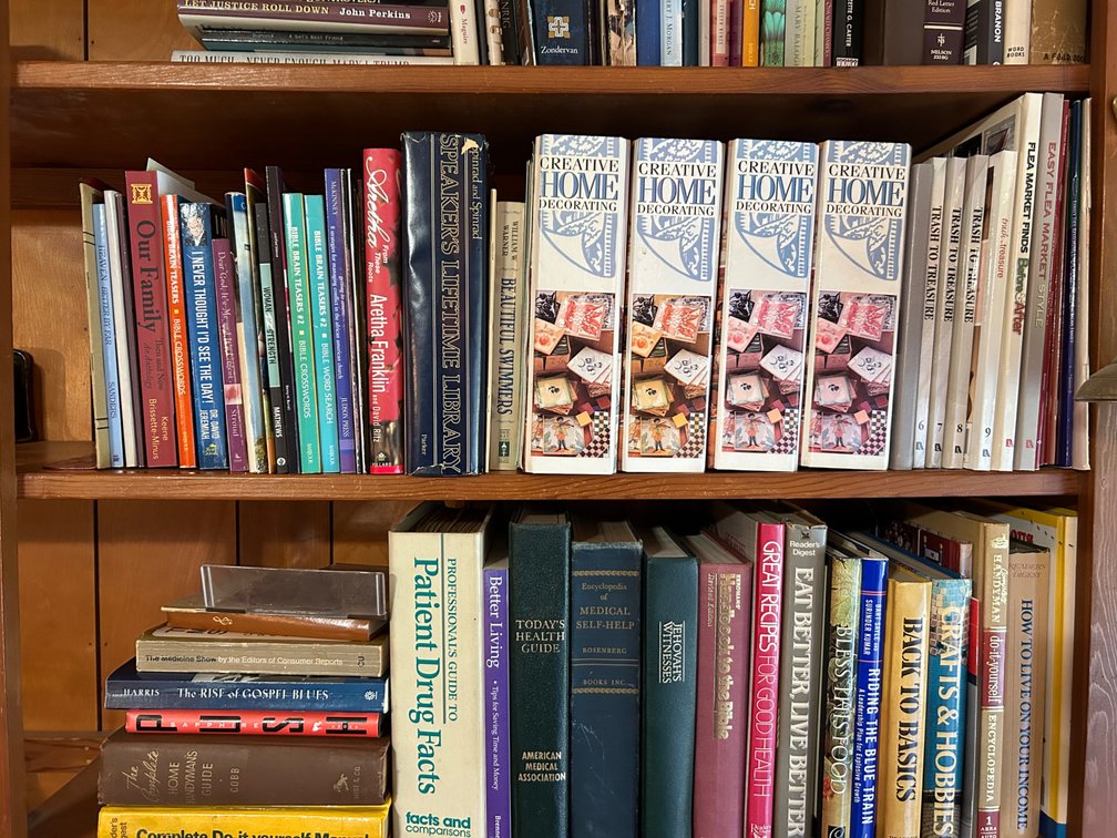CREATIVE HOME DECORATING BOOKS