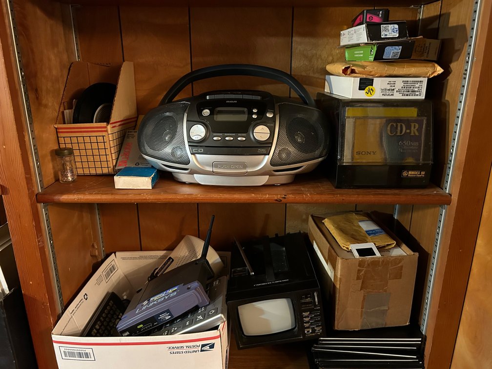 RADIO, REMOTES, PORTABLE TV/RADIO
