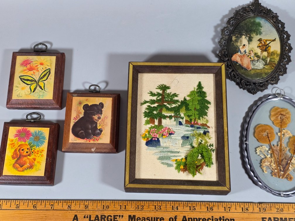 NEEDLEPOINT, MINI PLAQUES