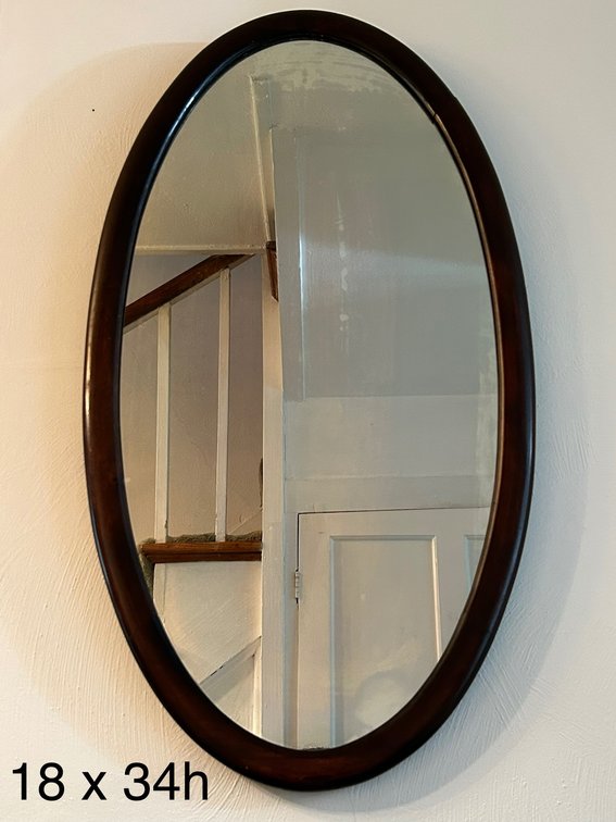 OVAL HANGING MIRROR