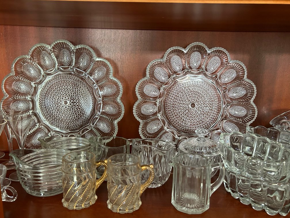 CLEAR GLASS EGG PLATES, CORDIALS, WINE GLASSES