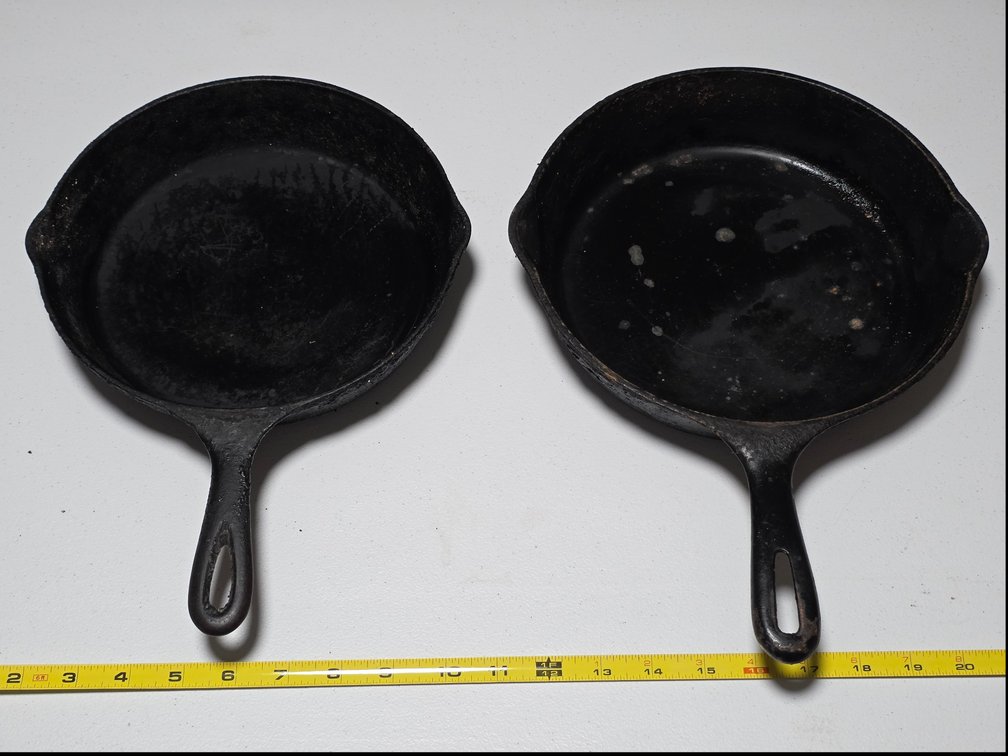 CAST IRON SKILLETS
