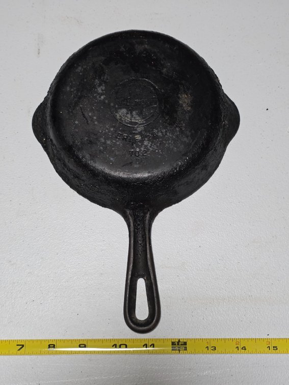 GRISWOLD SKILLET