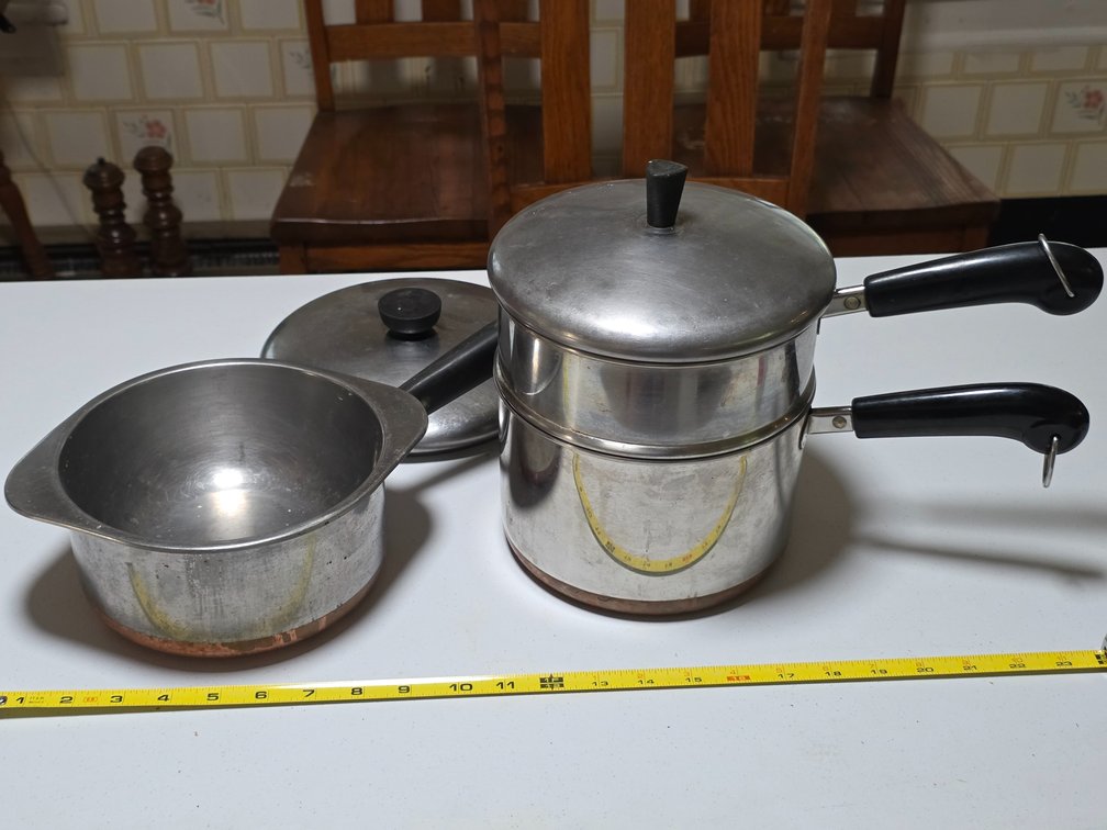 STAINLESS POTS