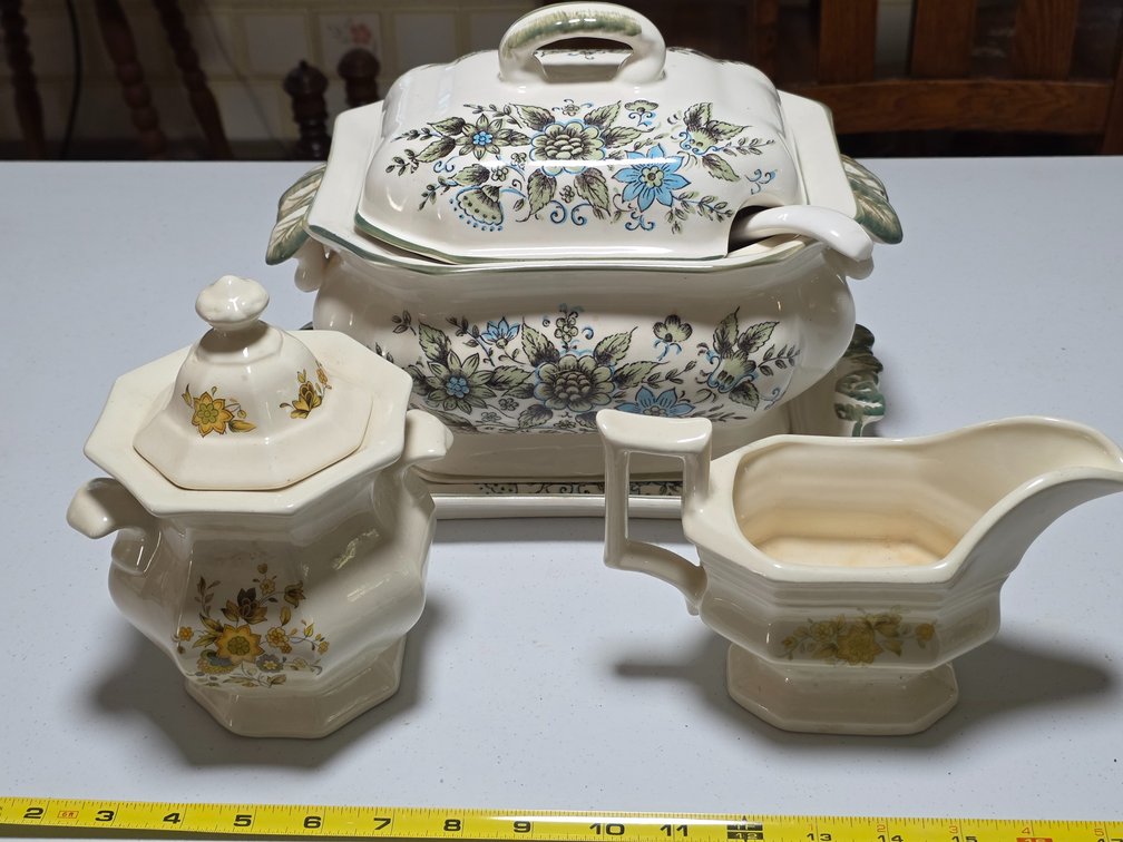 VINTAGE STONEWARE
