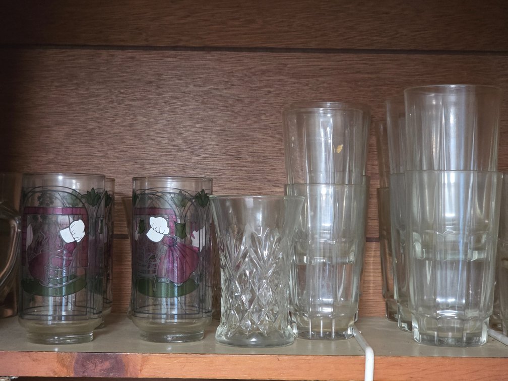 VINTAGE GLASSWARE