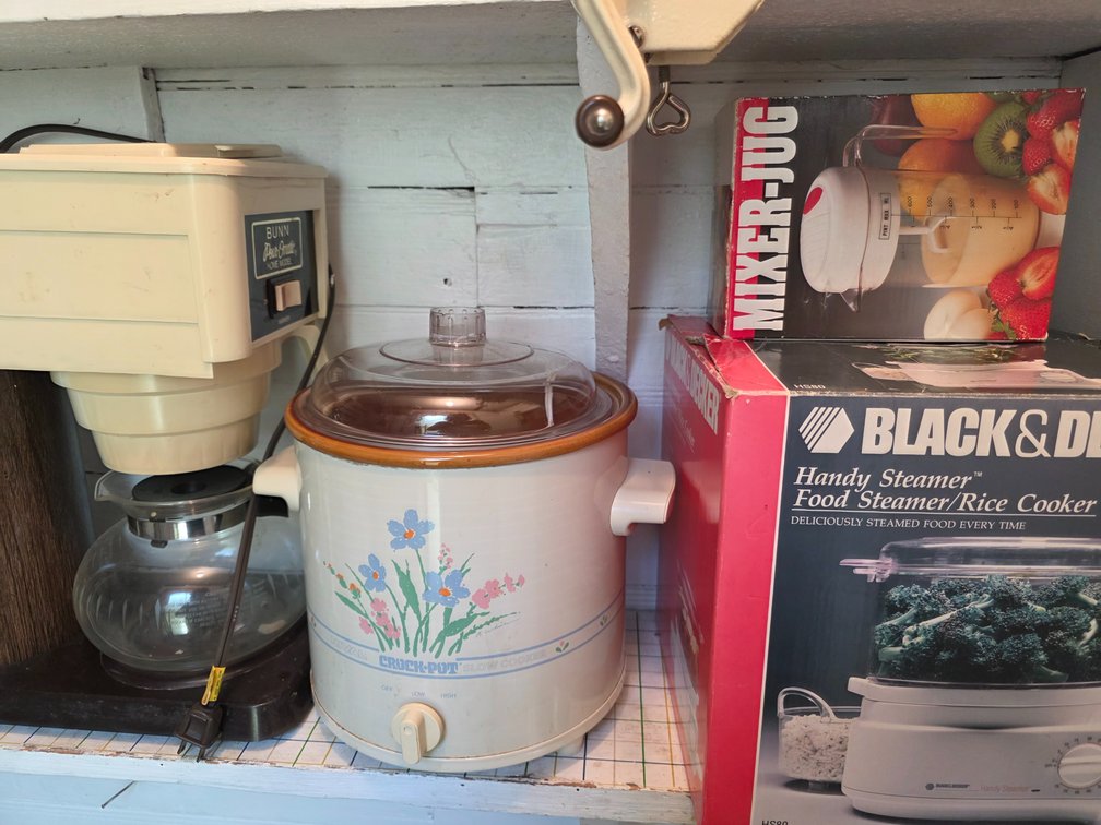 VINTAGE APPLIANCES