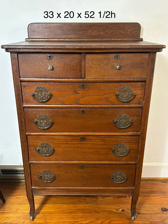 GOLDEN OAK DRESSER