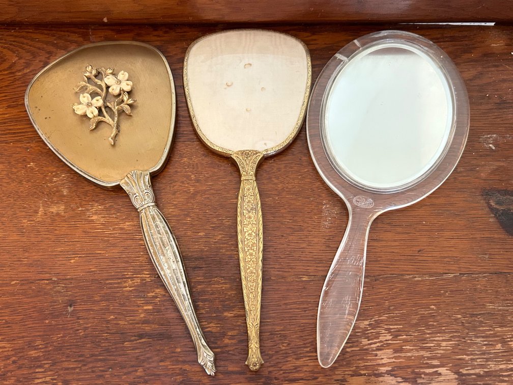 HAND MIRRORS
