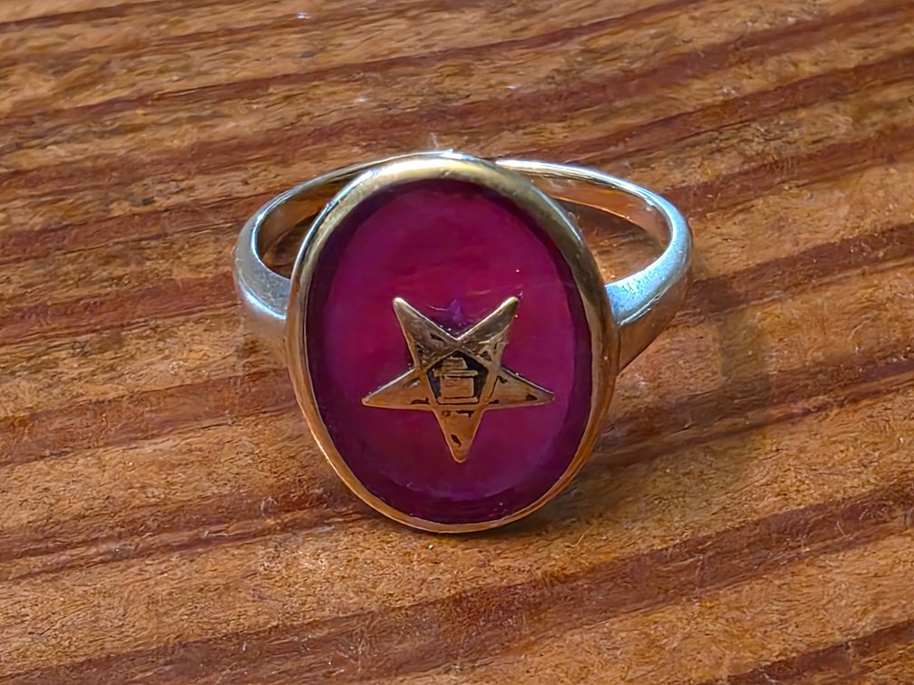 10K EASTERN STAR RING