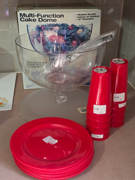 ACRYLIC SALAD, PEDESTAL SET, PLASTIC DISHES