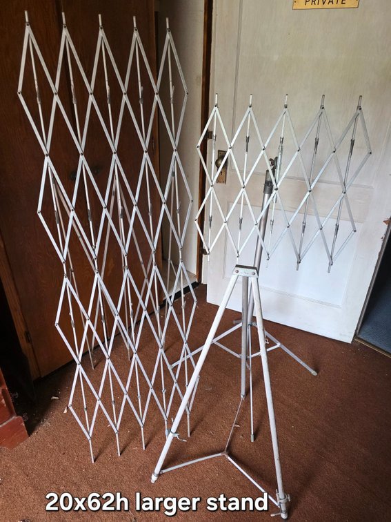 FLORAL DISPLAY STANDS