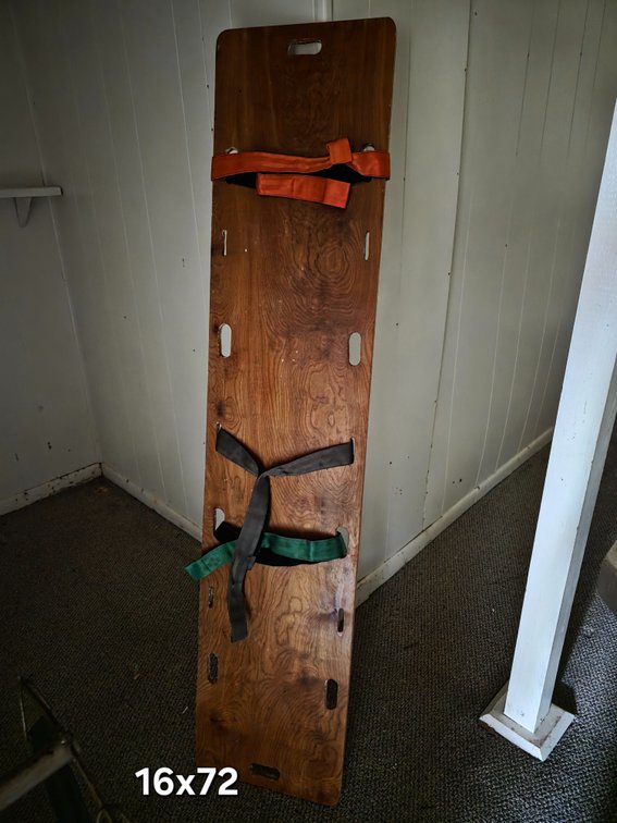 VINTAGE BACKBOARD STRETCHER