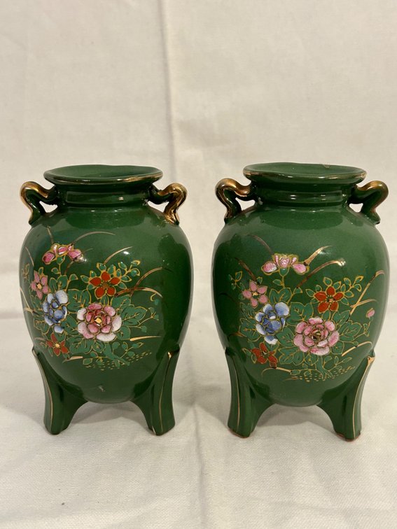 GREEN CERAMIC FLORAL VASES