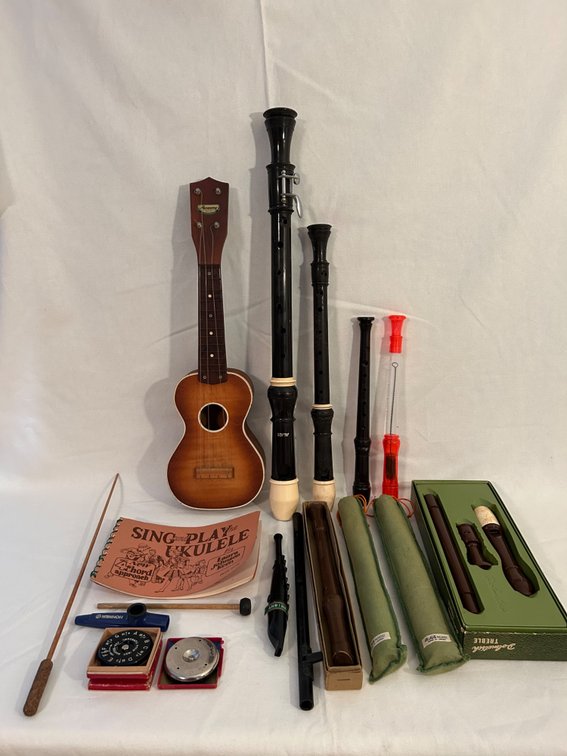 HARMONY UKULELE, MUSICAL INSTRUMENTS