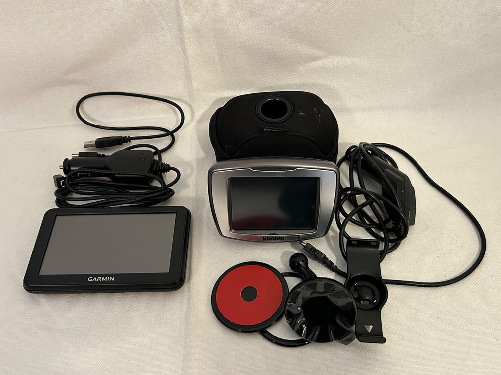 GARMIN CAR NAVIGATORS