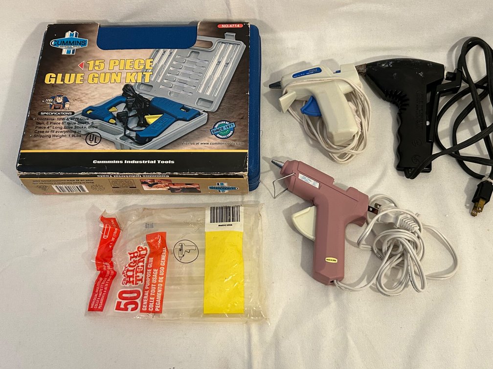 CUMMINS HOT GLUE GUN KIT