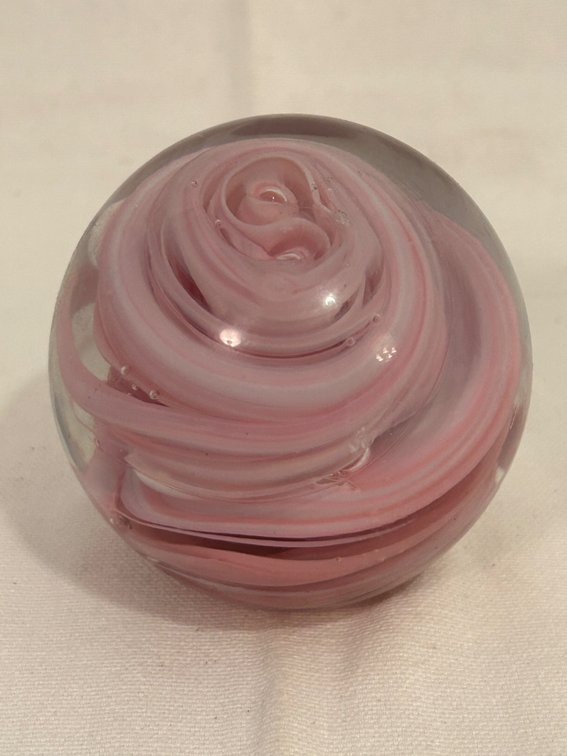 HANDCRAFTED ART GLASS PAPERWEIGHT