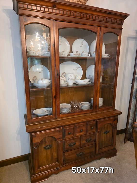 DINING HUTCH