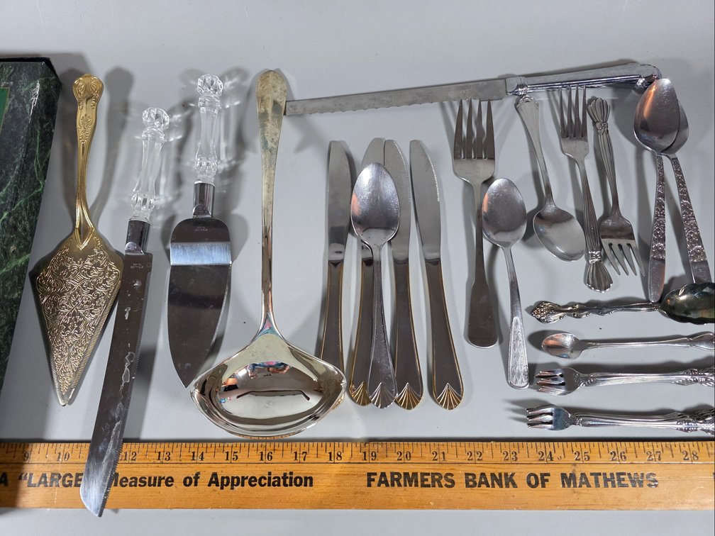 FLATWARE, SERVING UTENSILS