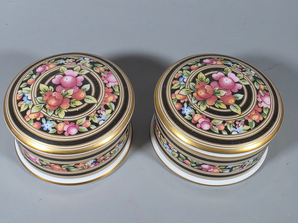 WEDGWOOD COVERED JARS