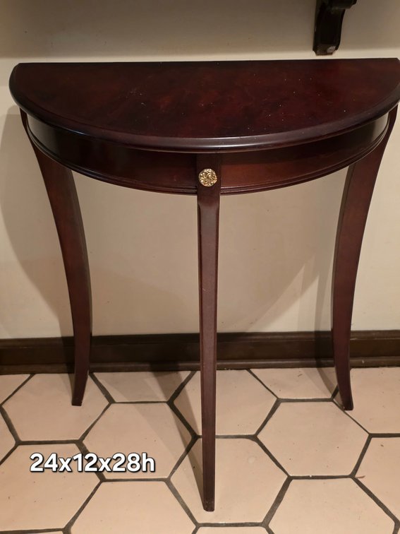 WALL TABLE