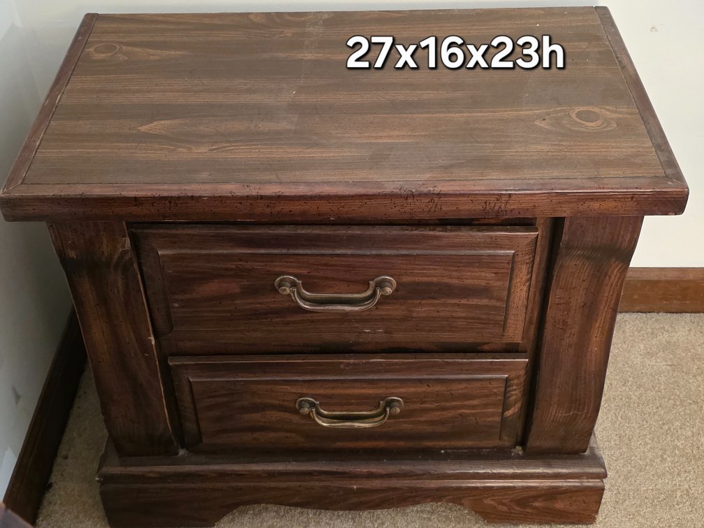 BEDSIDE TABLE