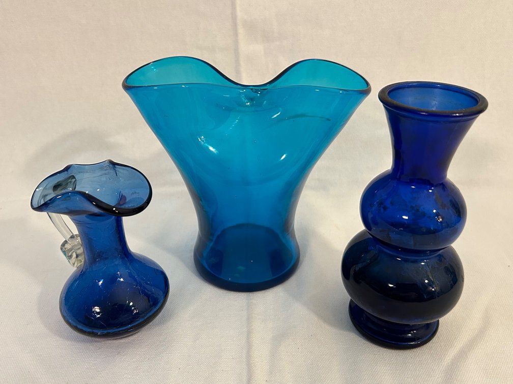 BLUE ART GLASS VASES