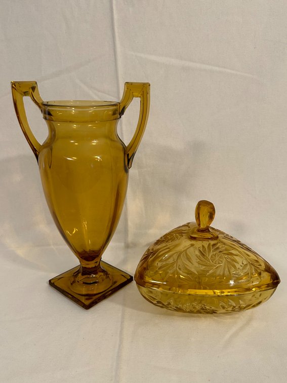 AMBER GLASS