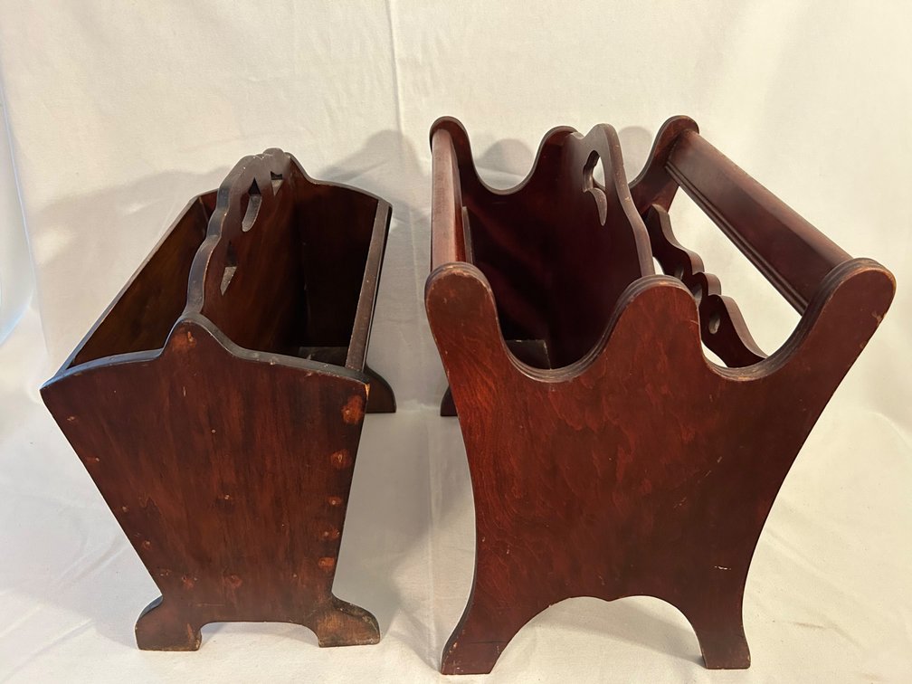 WOODEN MAGAZINE RACKS